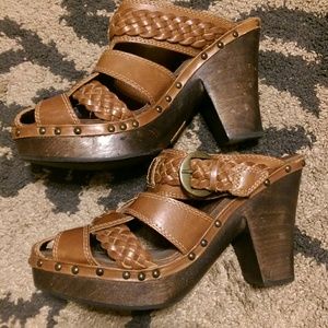 Frye clogs